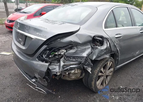 2019 Mercedes-Benz C 300 4Matic from USA, damaged, VIN 55SWF8EB5KU300556